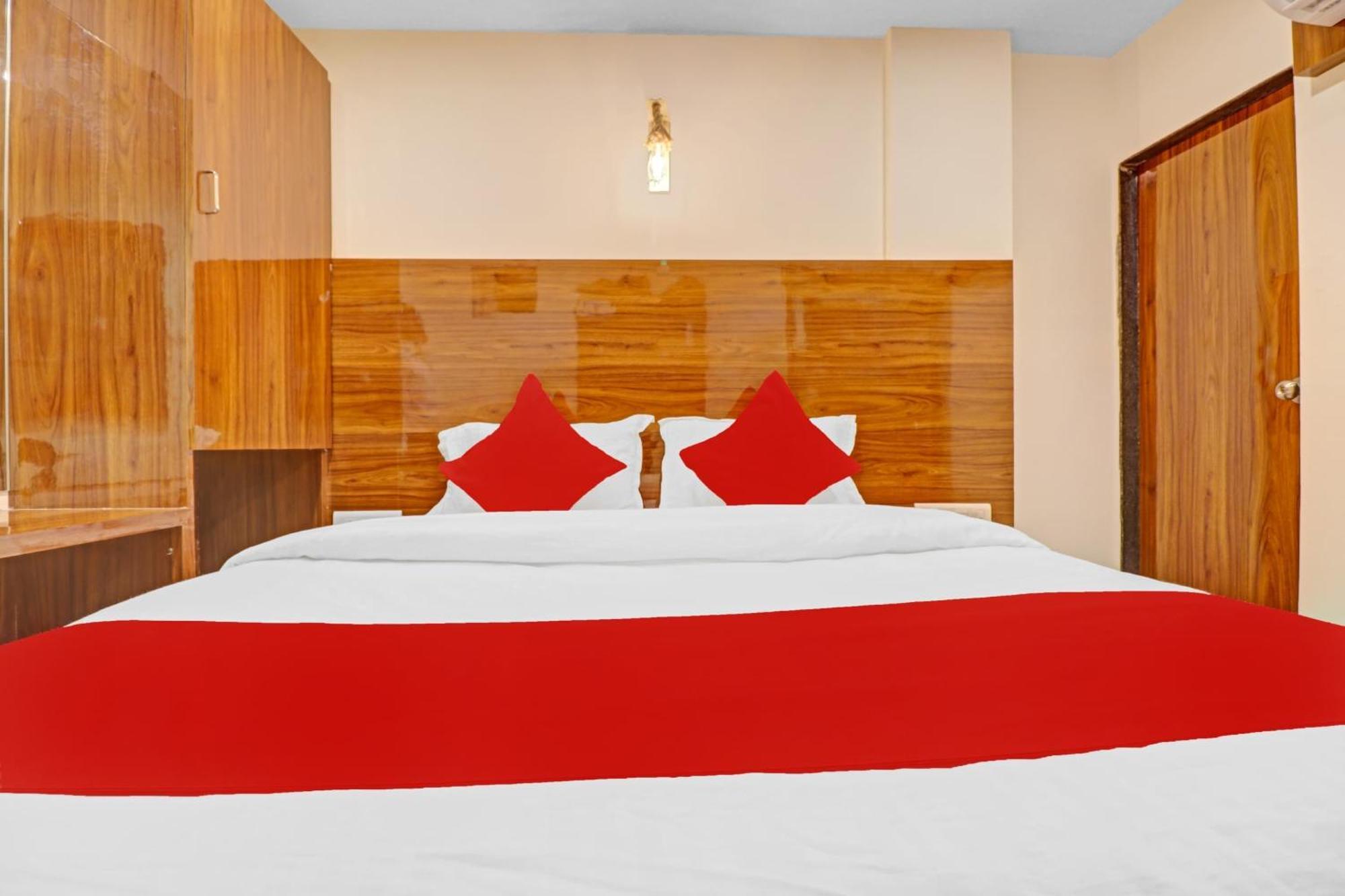 Hotel O Royal Park Mumbai  Buitenkant foto