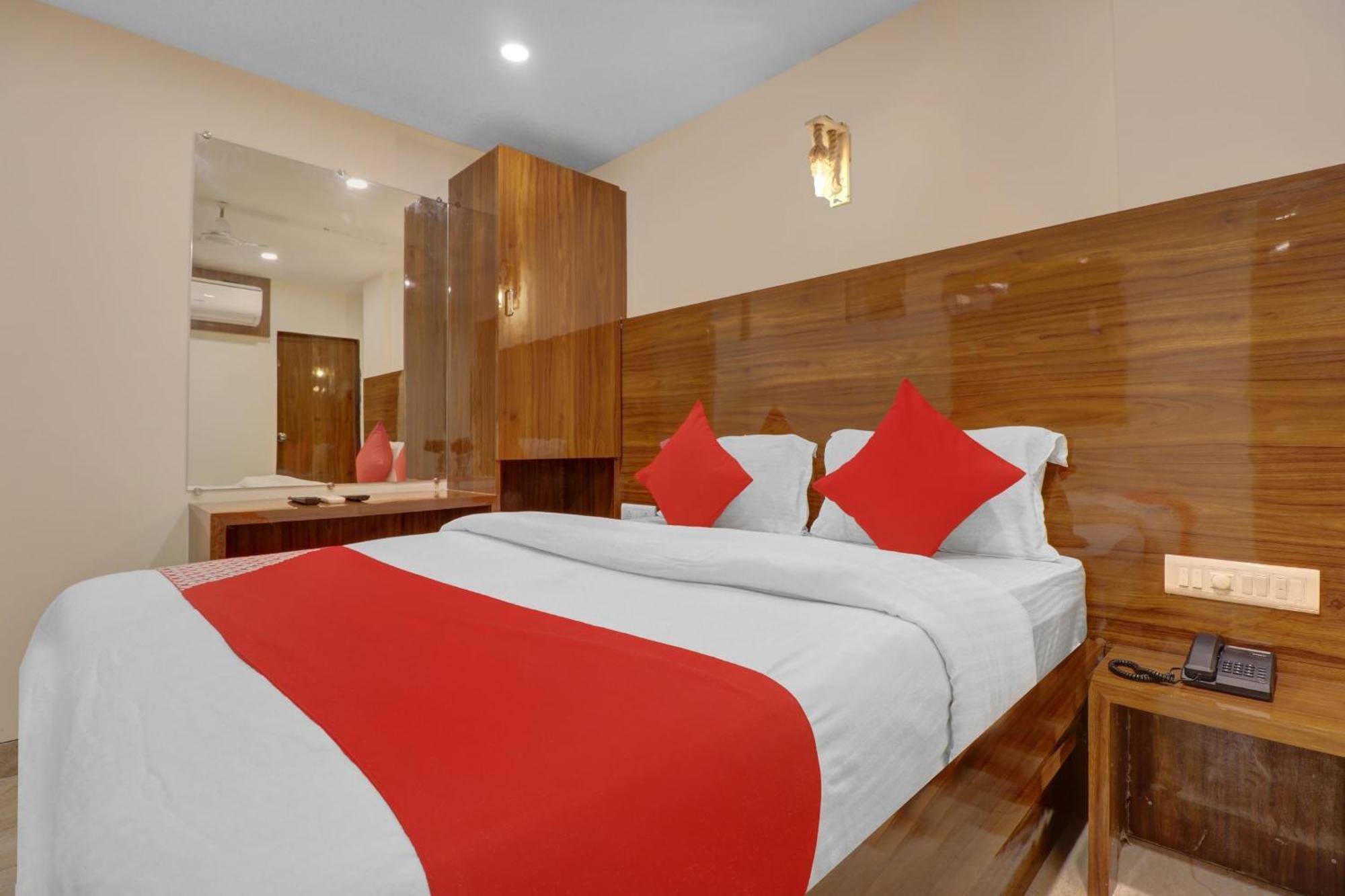 Hotel O Royal Park Mumbai  Buitenkant foto