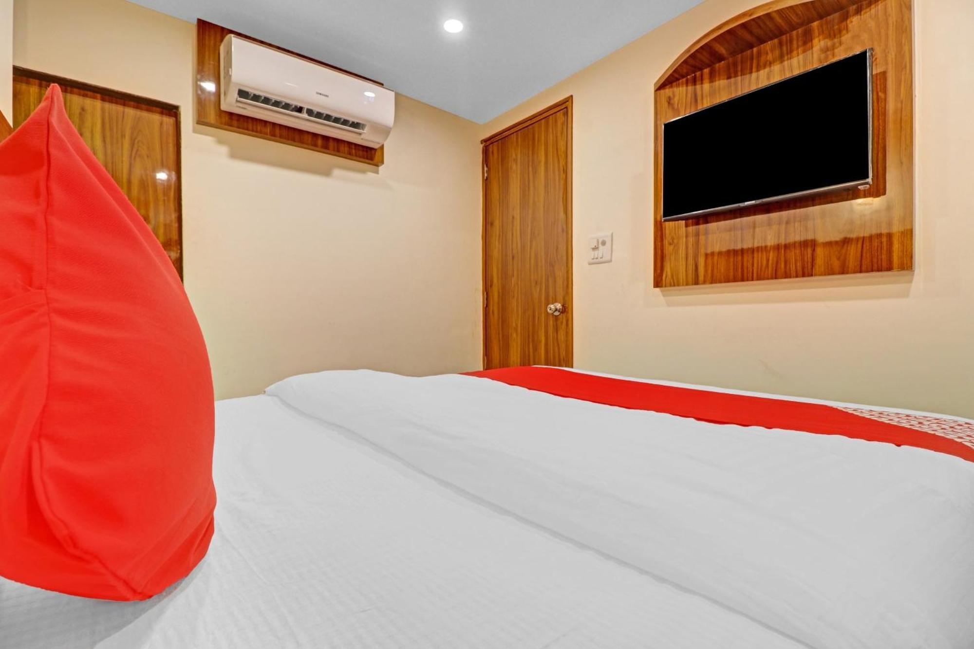 Hotel O Royal Park Mumbai  Buitenkant foto